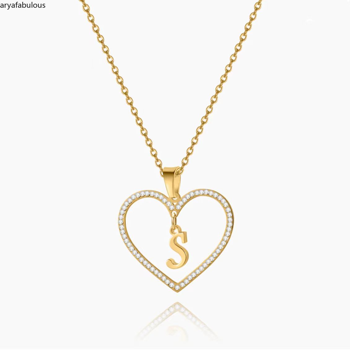 Aryafabulous Sparkling CZ Heart & Initial Charm Necklace - Elegant Personalized Letter 輝くCZハート&イニシャルチャームネックレス - ソナライズレタージュエリー